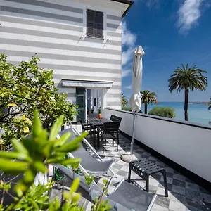 Casa Garibalda - Seafronf , Rapallo Italien