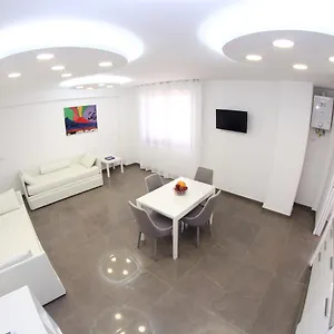 Mondo Suites Apartments , Neapel Italien